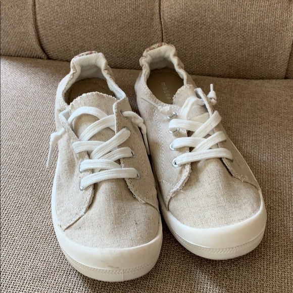 Steve Madden Shoes - Steve Madden Slip-on Sneakers